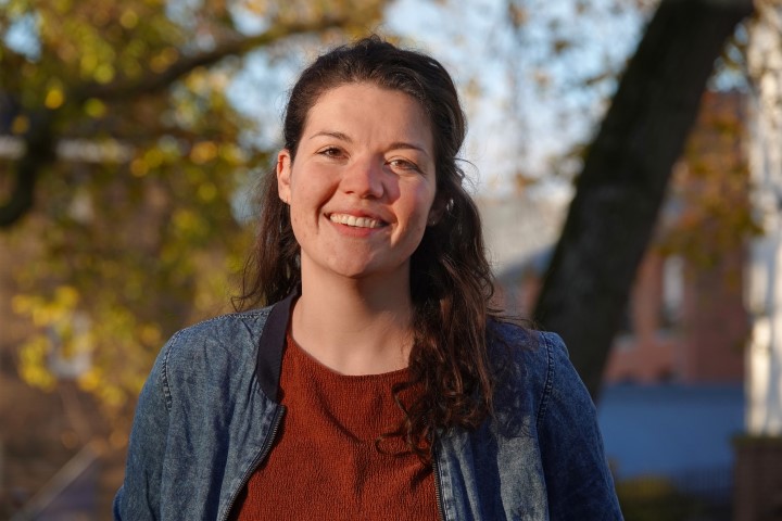 Anne tekent